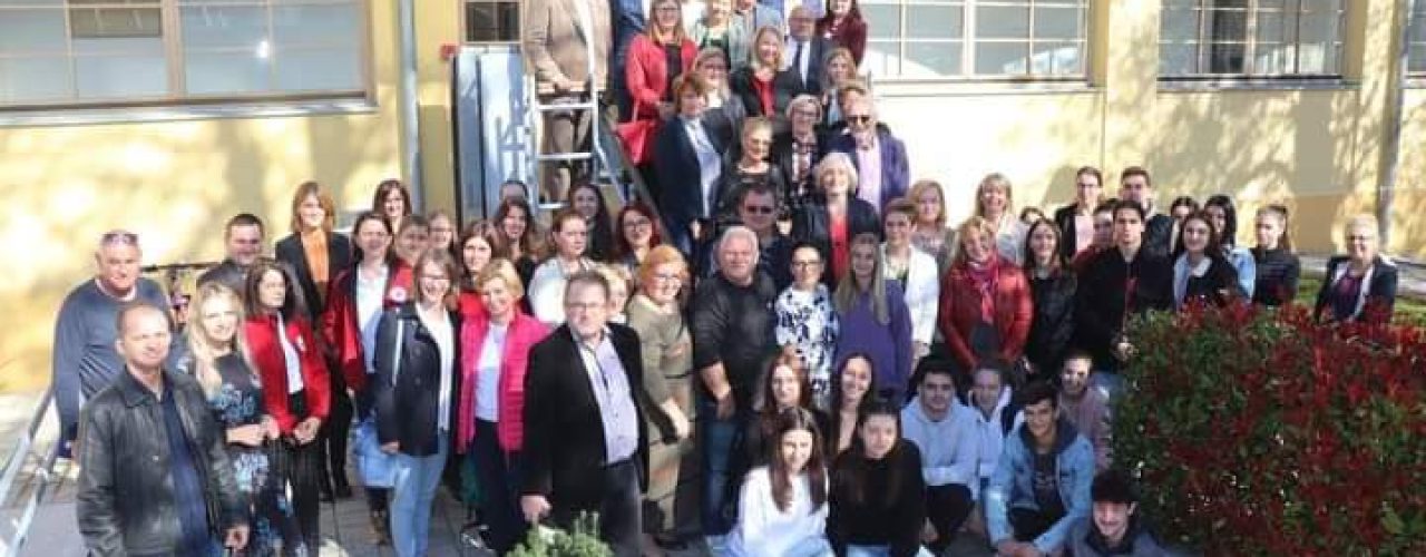 facebook_1664266852133_6980441114971876201